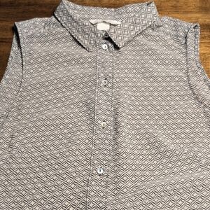 H&M Sleeveless Button Down Blouse